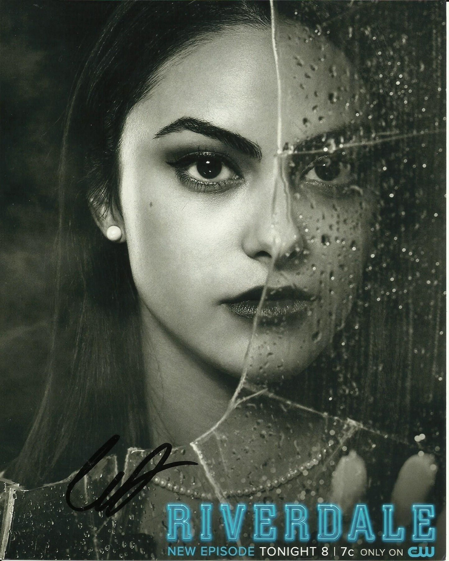 CAMILA MENDES SIGNED SEXY RIVERDALE 10X8 PHOTO (1)