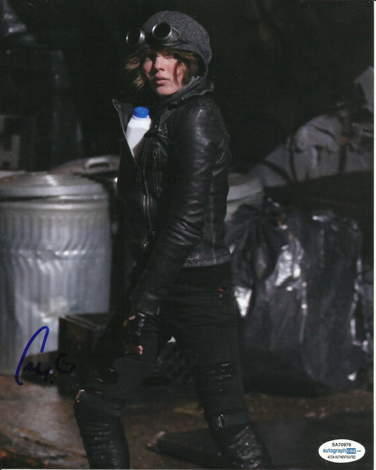 CAMREN BICONDOVA SIGNED GOTHAM 8X10 PHOTO (1) ALSO ACOA CERTIFIED