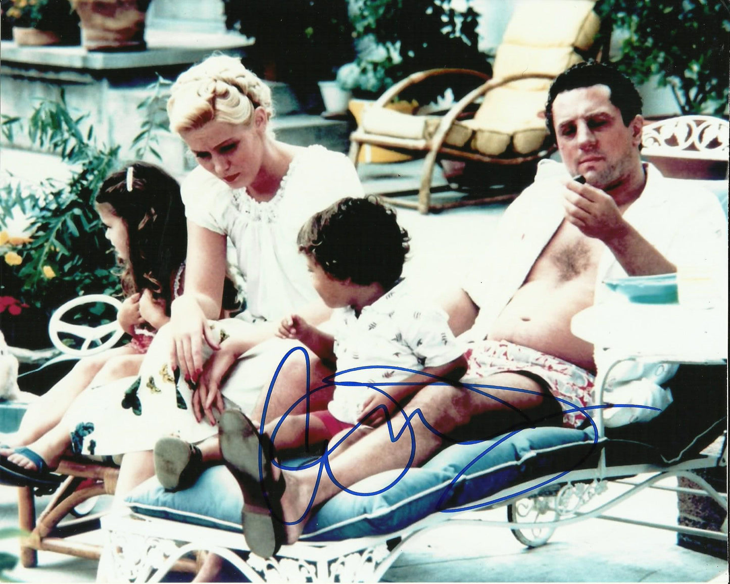 CATHY MORIARTY SIGNED RAGING BULL 10X8 PHOTO (2)