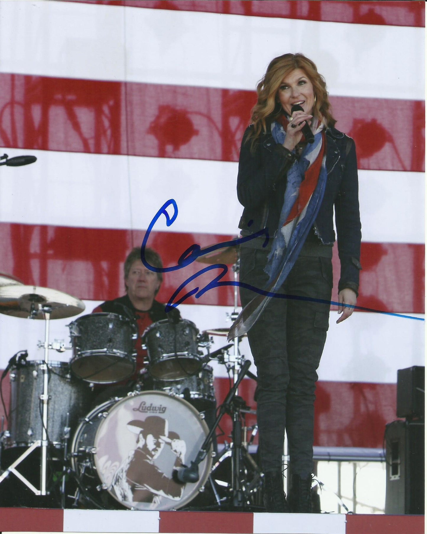 CONNIE BRITTON SIGNED SEXY NASHVILLE 10X8 PHOTO