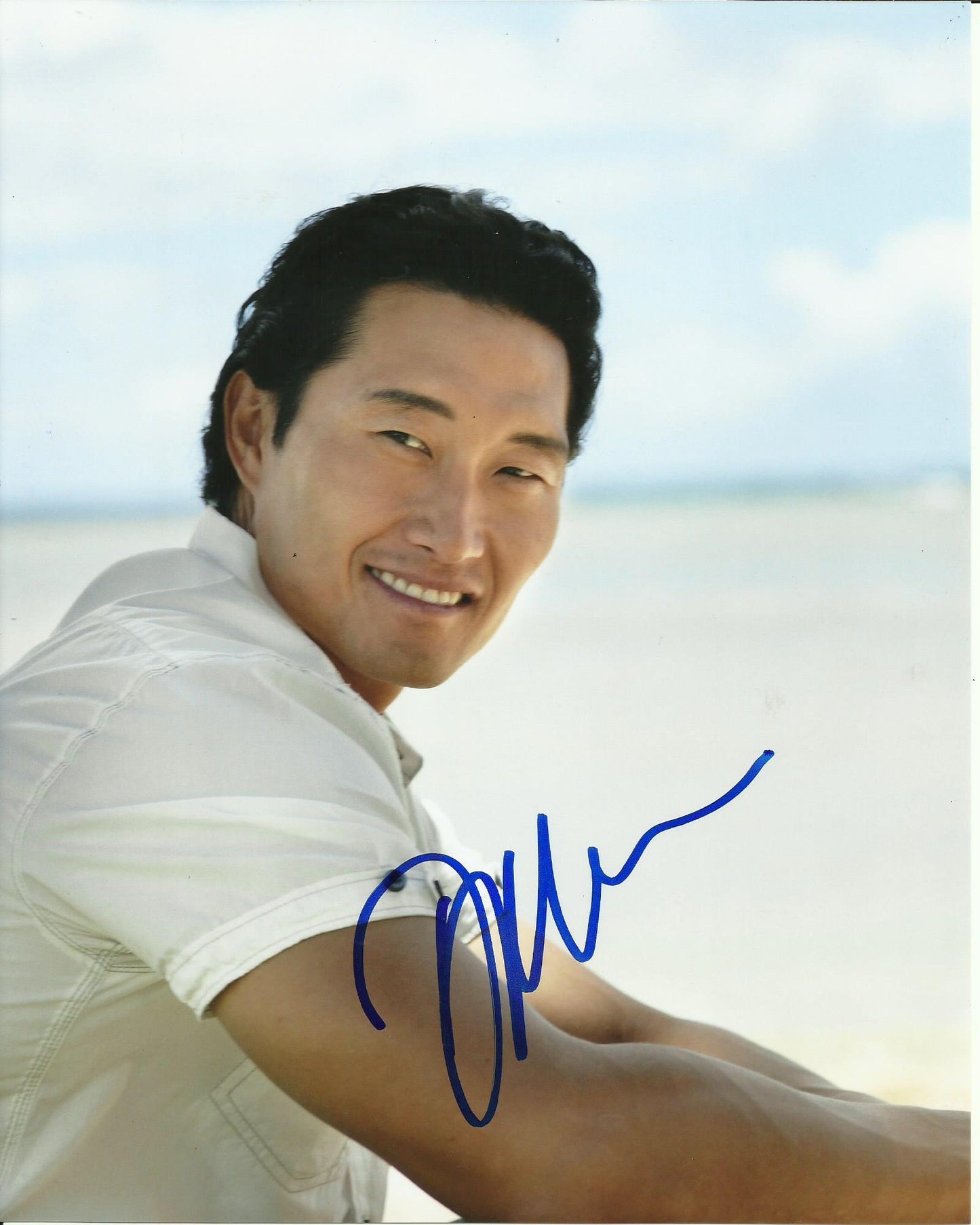 DANIEL DAE KIM SIGNED HAWAII FIVE-0 8X10 PHOTO (1)