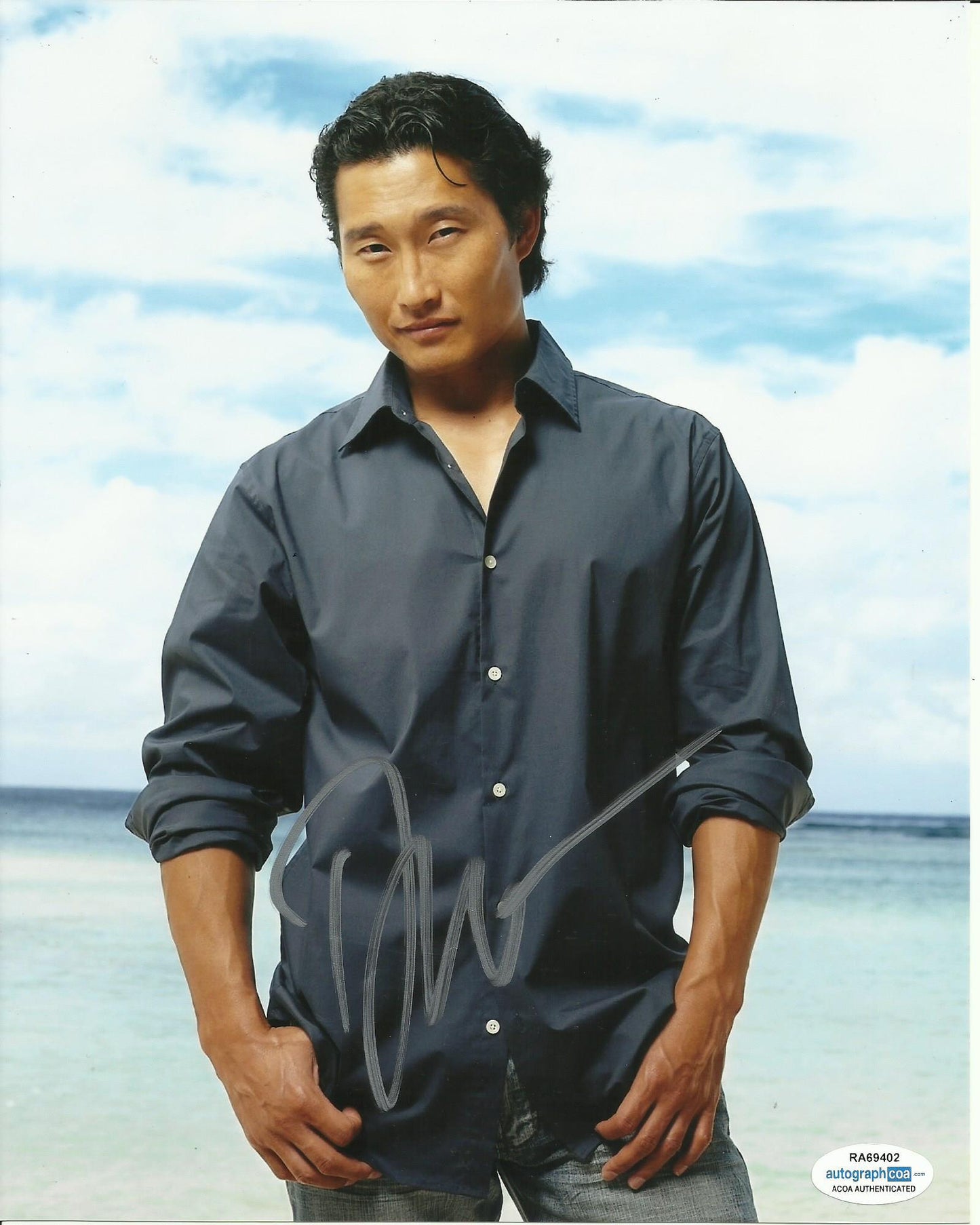 DANIEL DAE KIM SIGNED HAWAII FIVE-0 8X10 PHOTO (4) ALSO ACOA CERTIFIED
