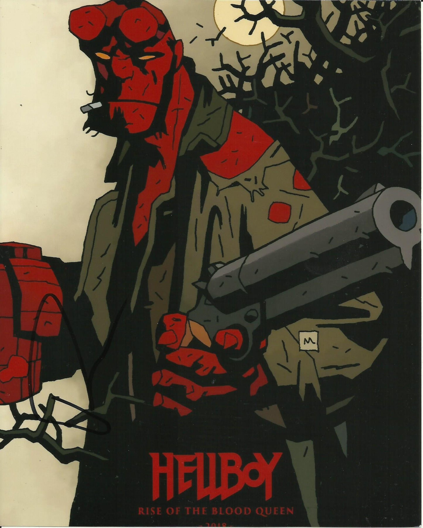 DAVID HARBOUR SIGNED HELLBOY 8X10 PHOTO (2)