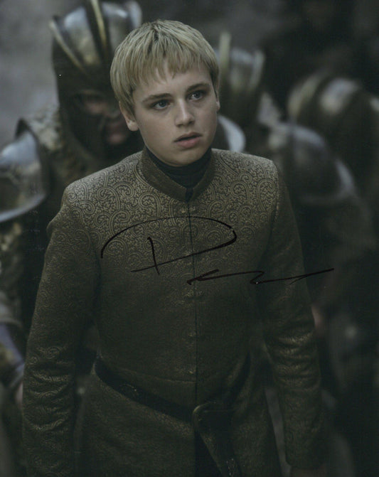 DEAN CHARLES CHAPMAN SIGNED GAME OF THRONES 8X10 PHOTO (2)