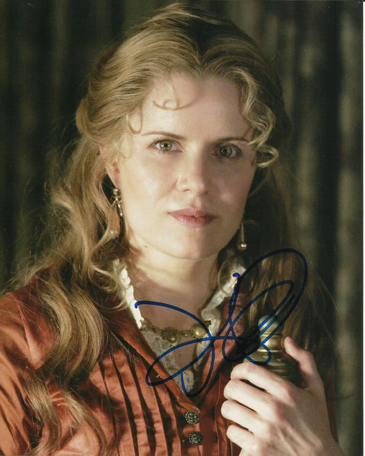 KIM DICKENS SIGNED DEADWOOD 10X8 PHOTO (2)