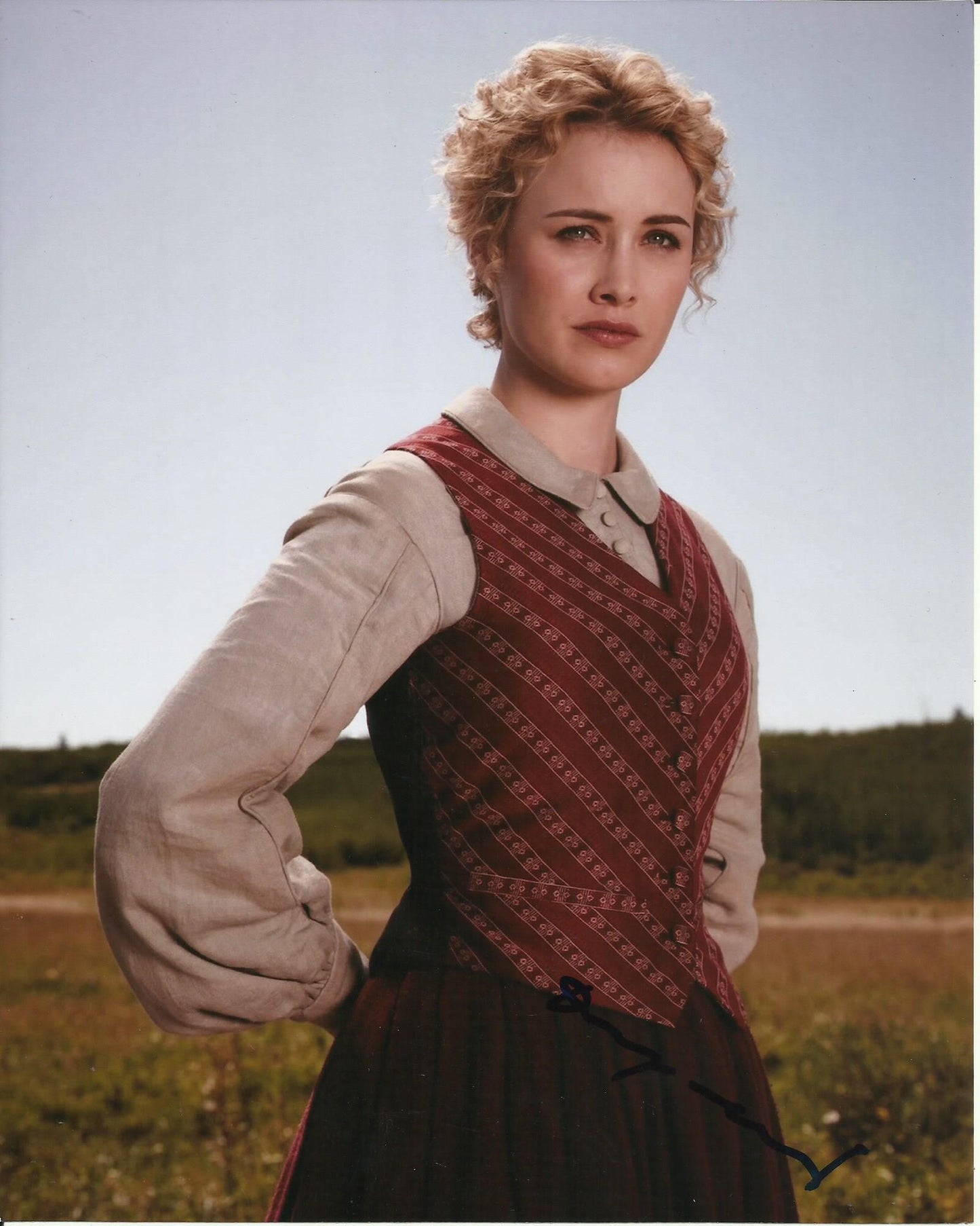 DOMINIQUE McELLIGOTT SIGNED HELL ON WHEELS 10X8 PHOTO (1)