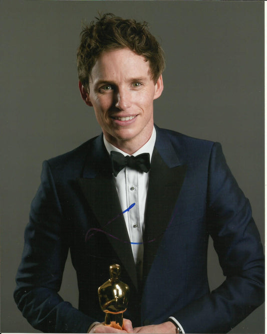 EDDIE REDMAYNE SIGNED OSCAR 8X10 PHOTO (2)