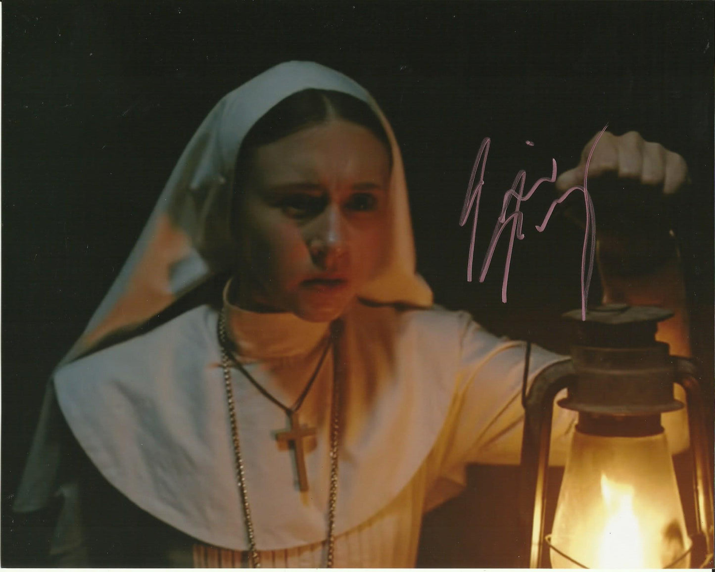 TAISSA FARMIGA SIGNED THE NUN 8X10 PHOTO (1)