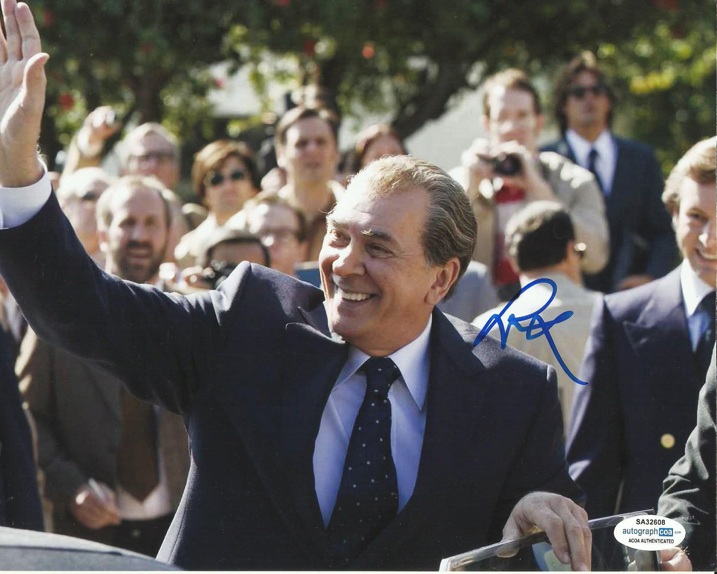 FRANK LANGELLA SIGNED FROST/NIXON 8X10 PHOTO (3) ALSO ACOA CERTIFIED