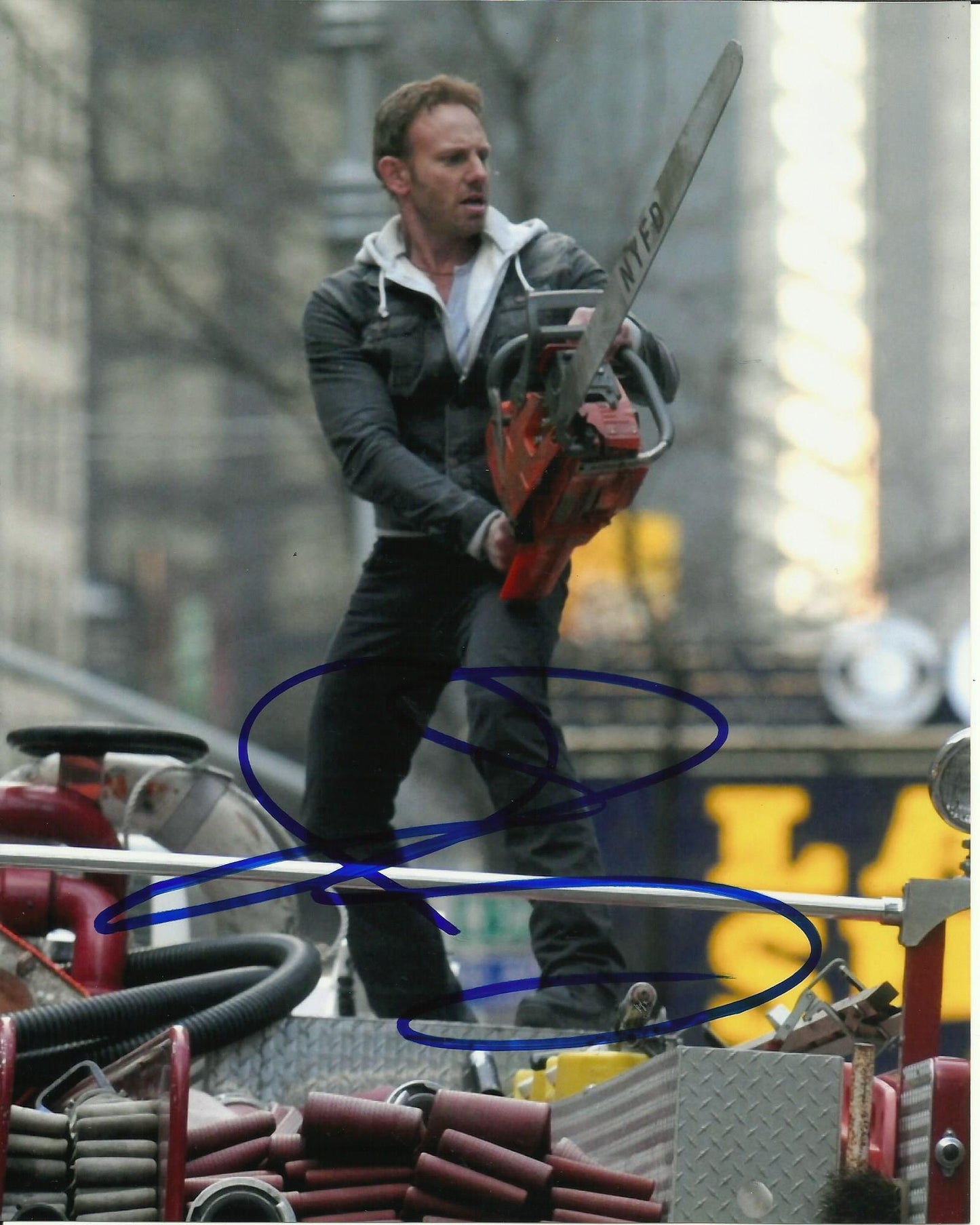 IAN ZIERING SIGNED SHARKNADO 8X10 PHOTO