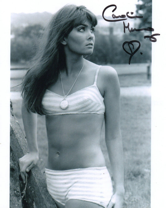 CAROLINE MUNRO SIGNED SEXY 10X8 PHOTO (14)