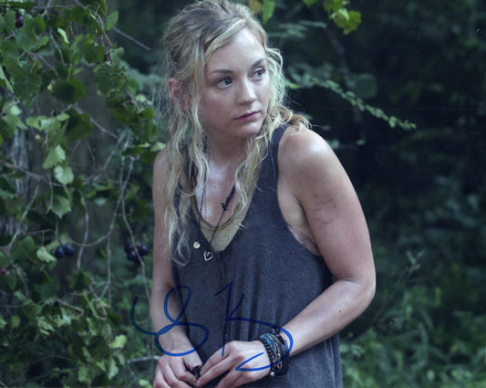 EMILY KINNEY SIGNED THE WALKING DEAD 8X10 PHOTO (5)