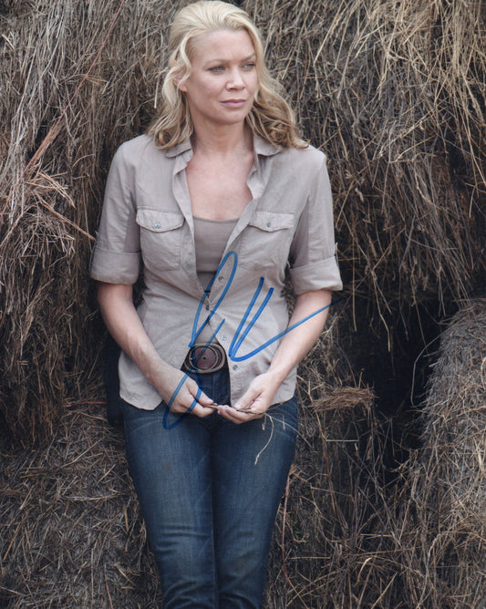 LAURIE HOLDEN SIGNED THE WALKING DEAD 8X10 PHOTO (4)