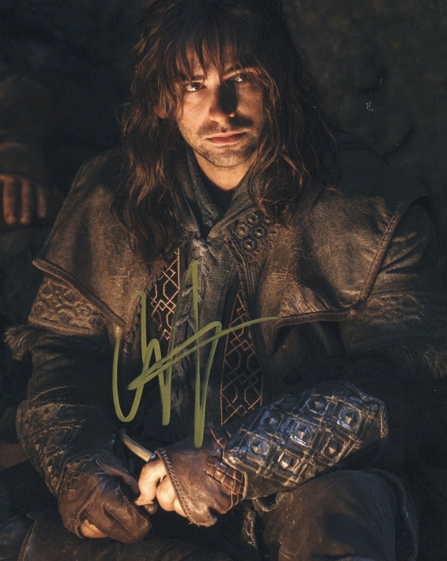 AIDAN TURNER SIGNED THE HOBBIT 8X10 PHOTO