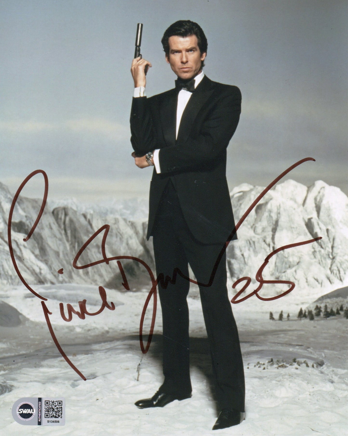 PIERCE BROSNAN SIGNED JAMES BOND 8X10 PHOTO (1) ALSO SWAU