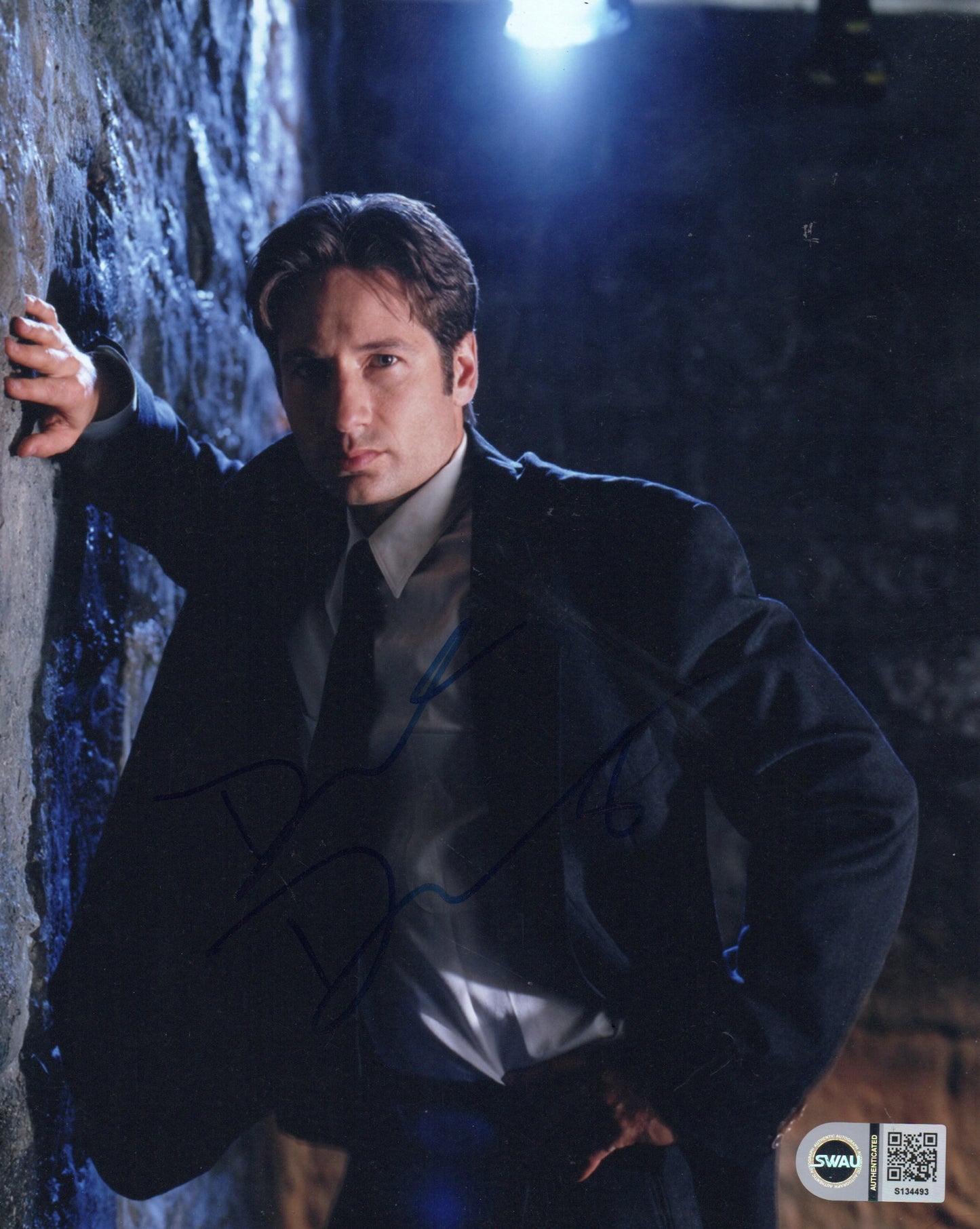 DAVID DUCHOVNY SIGNED 8X10 PHOTO (3) ALSO SWAU