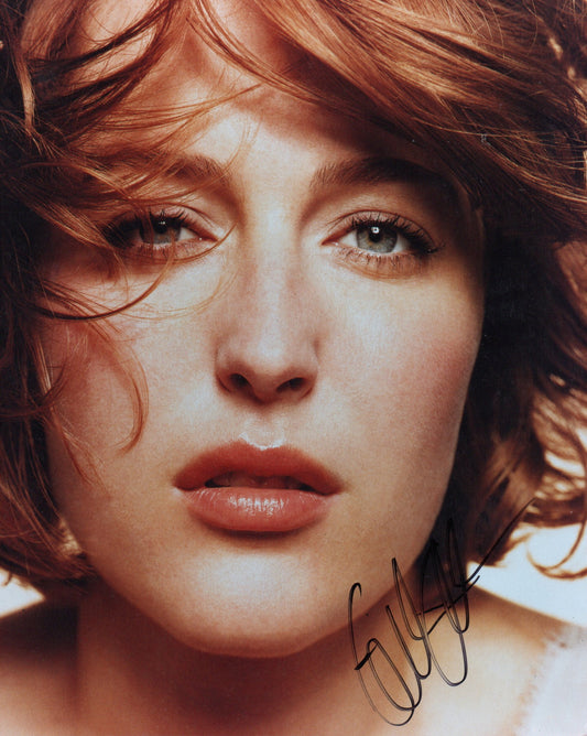 GILLIAN ANDERSON SIGNED PHOTO (1)