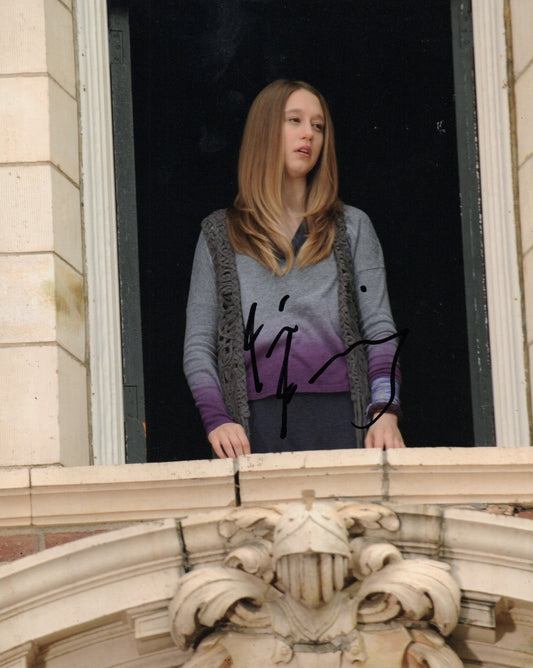 TAISSA FARMIGA SIGNED SEXY AMERICAN HORROR STORY 10X8 PHOTO