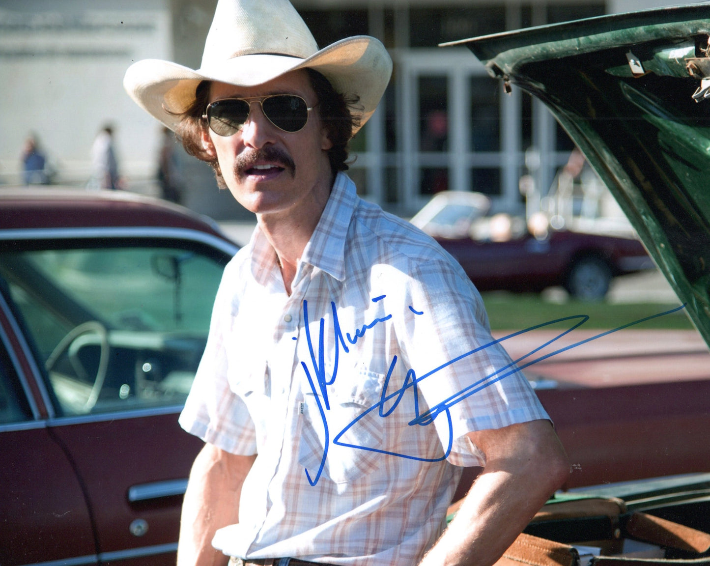 MATTHEW McCONAUGHEY SIGNED THE DALLAS BUYERS CLUB 8X10 PHOTO