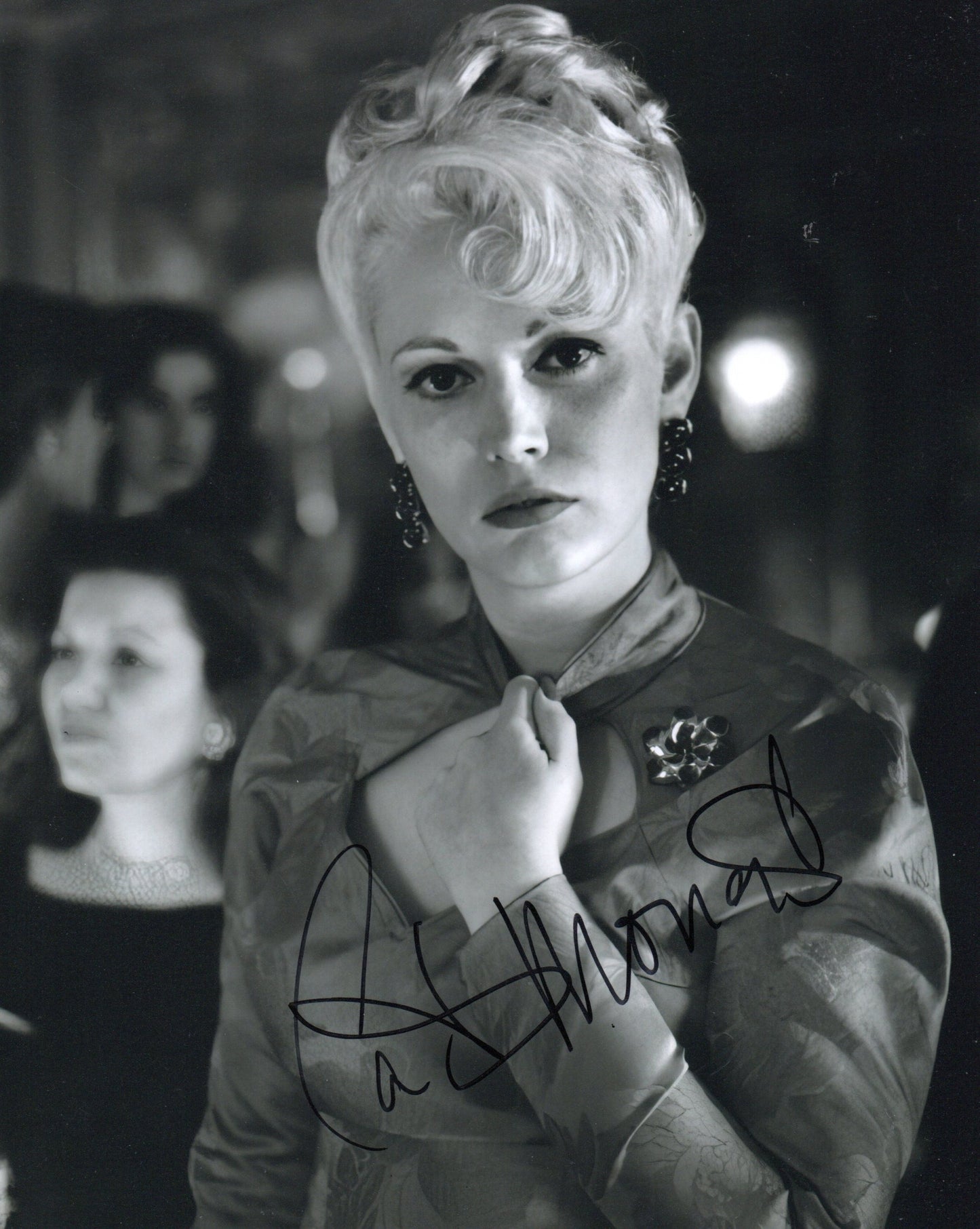 CATHY MORIARTY SIGNED RAGING BULL 10X8 PHOTO (6)