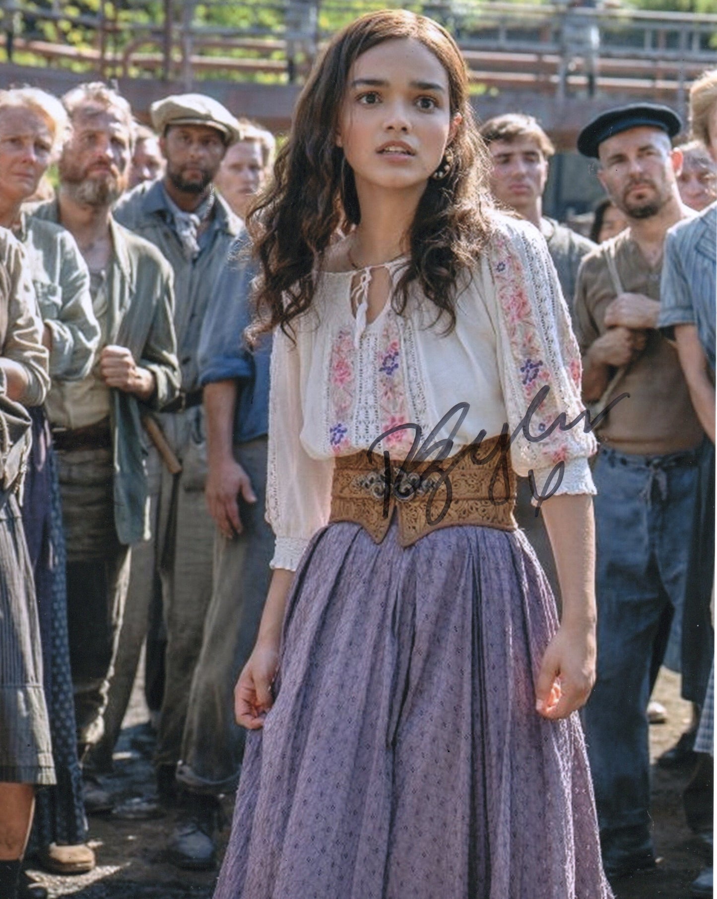 RACHEL ZEGLER SIGNED HUNGER GAMES 10X8 PHOTO (1)