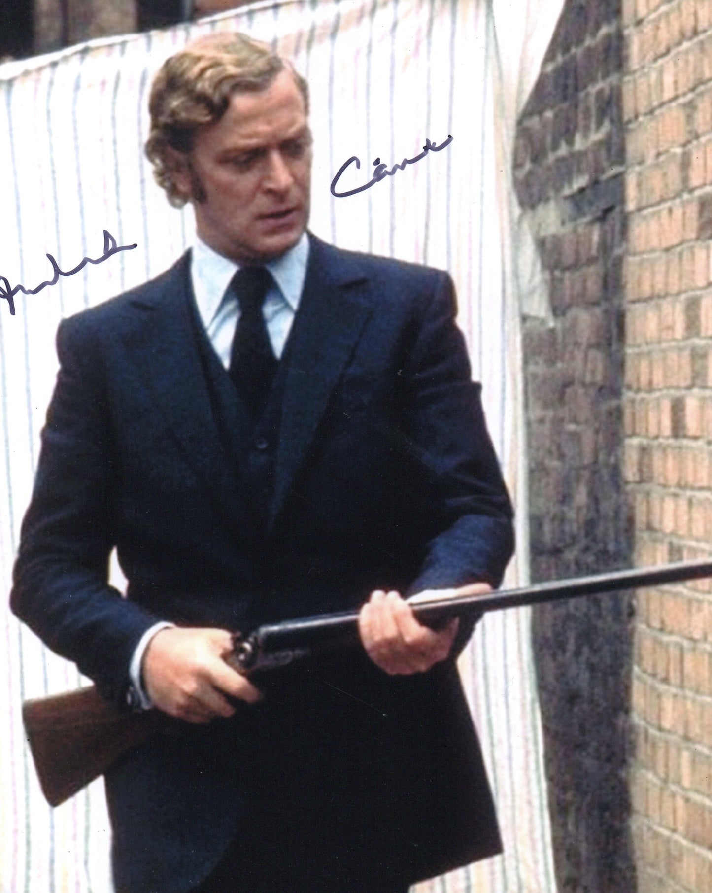 MICHAEL CAINE SIGNED GET CARTER 8X10 PHOTO
