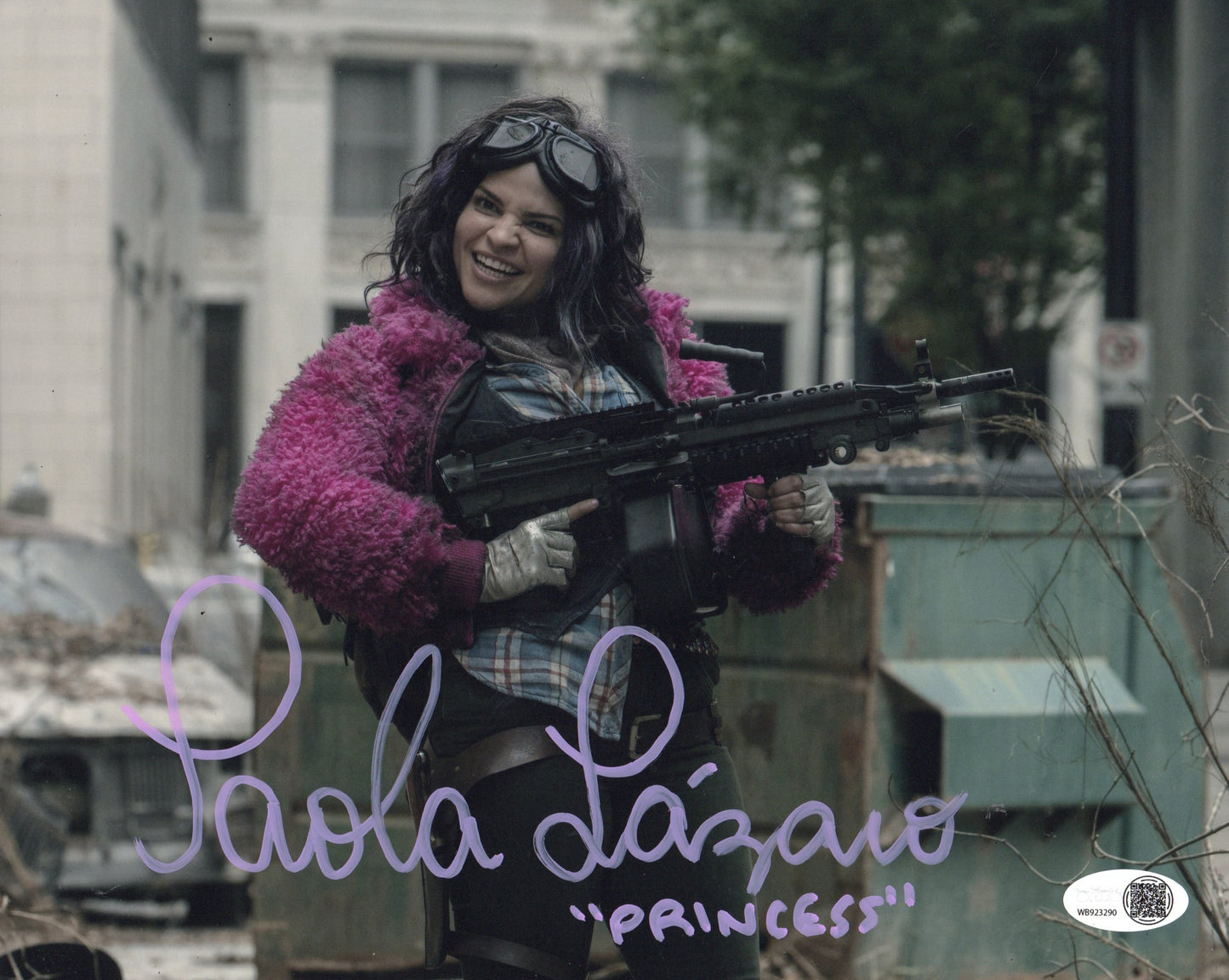 PAOLA LAZARO SIGNED THE WALKING DEAD 8X10 PHOTO ALSO JSA