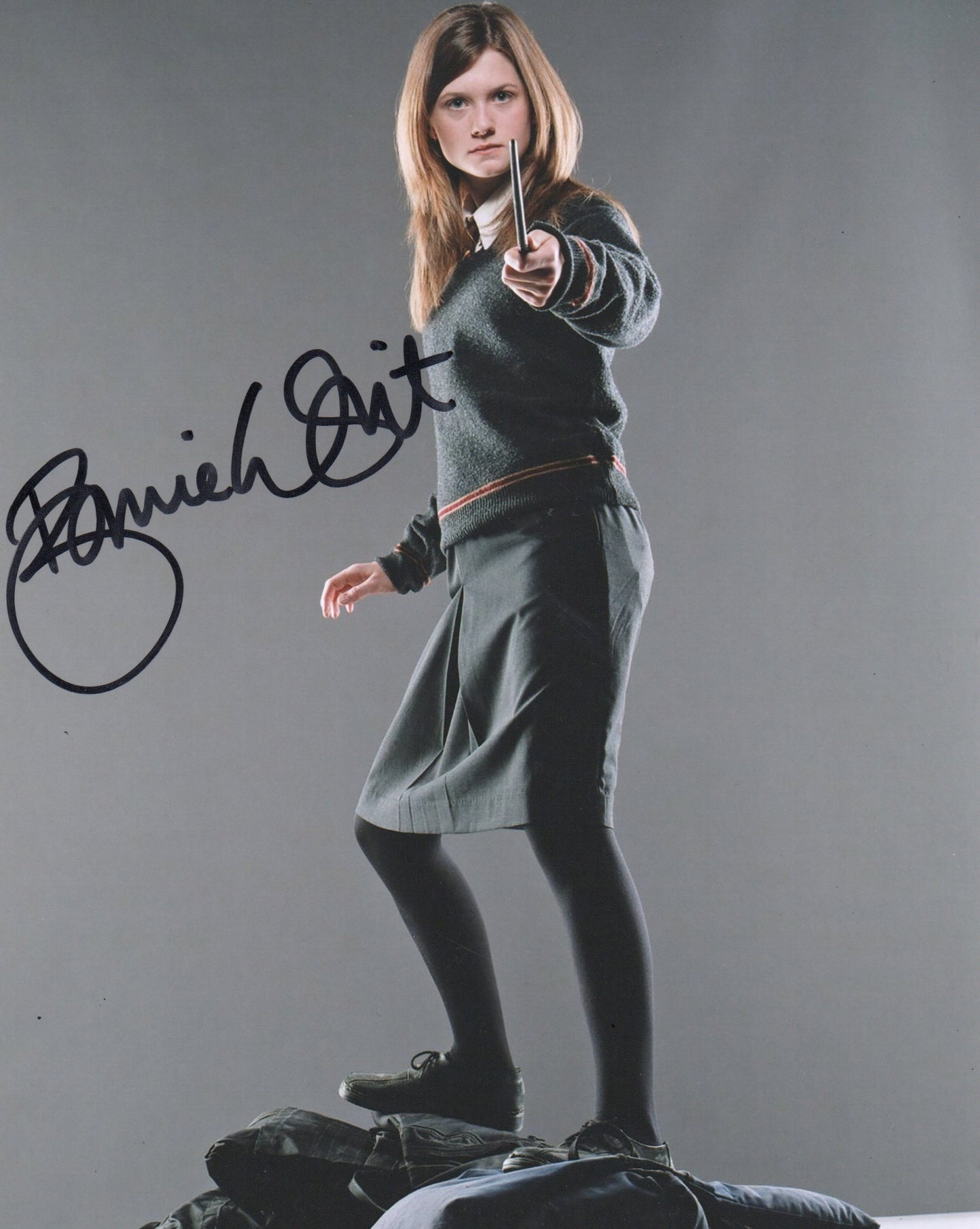 BONNIE WRIGHT SIGNED HARRY POTTER 10X8 PHOTO