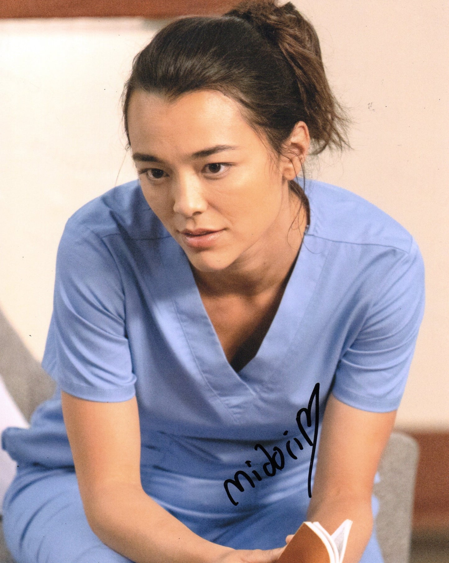 MIDORI FRANCIS SIGNED GREY'S ANATOMY 10X8 PHOTO (1)