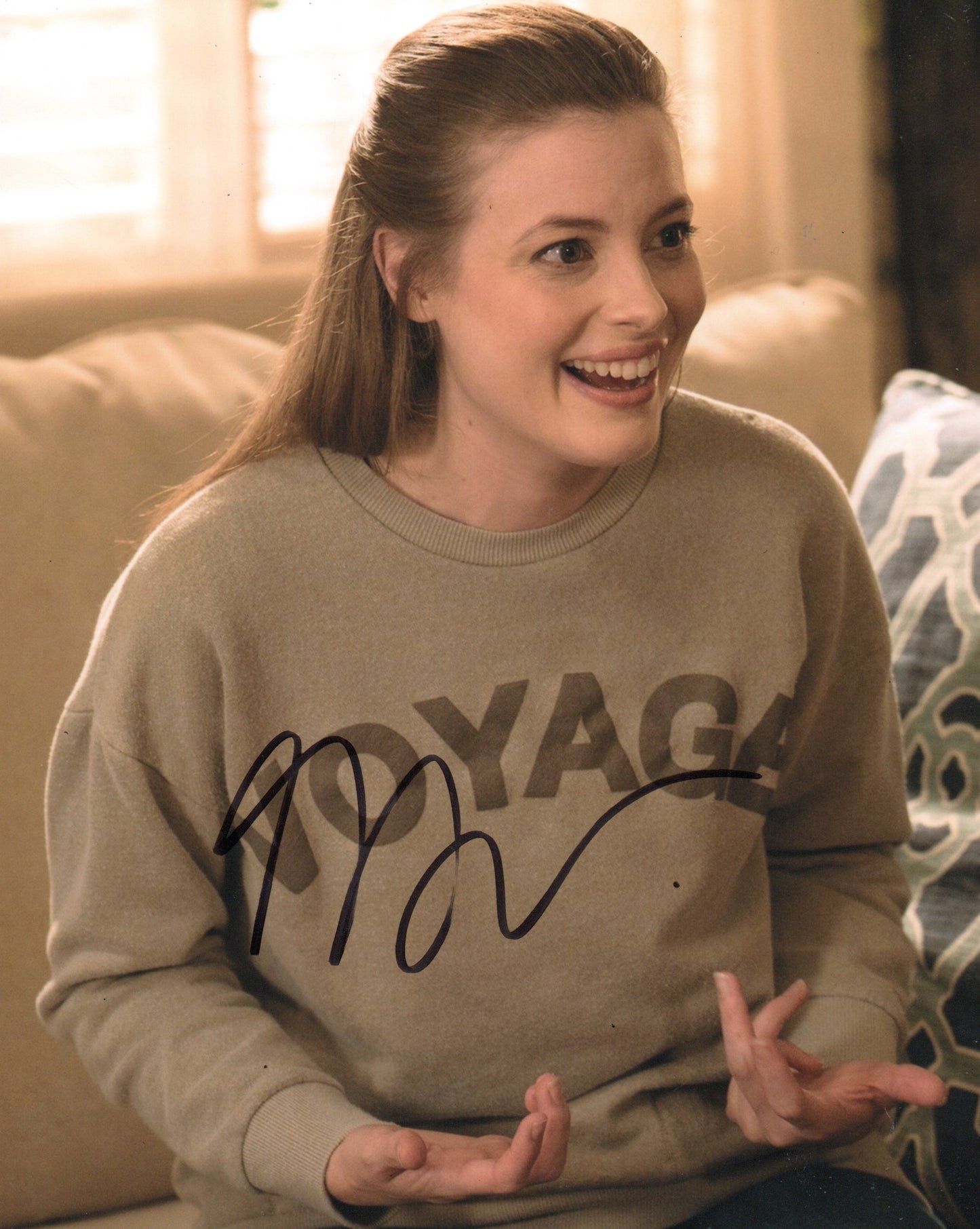 GILLIAN JACOBS SIGNED SEXY COMMUNITY 10X8 PHOTO (6)