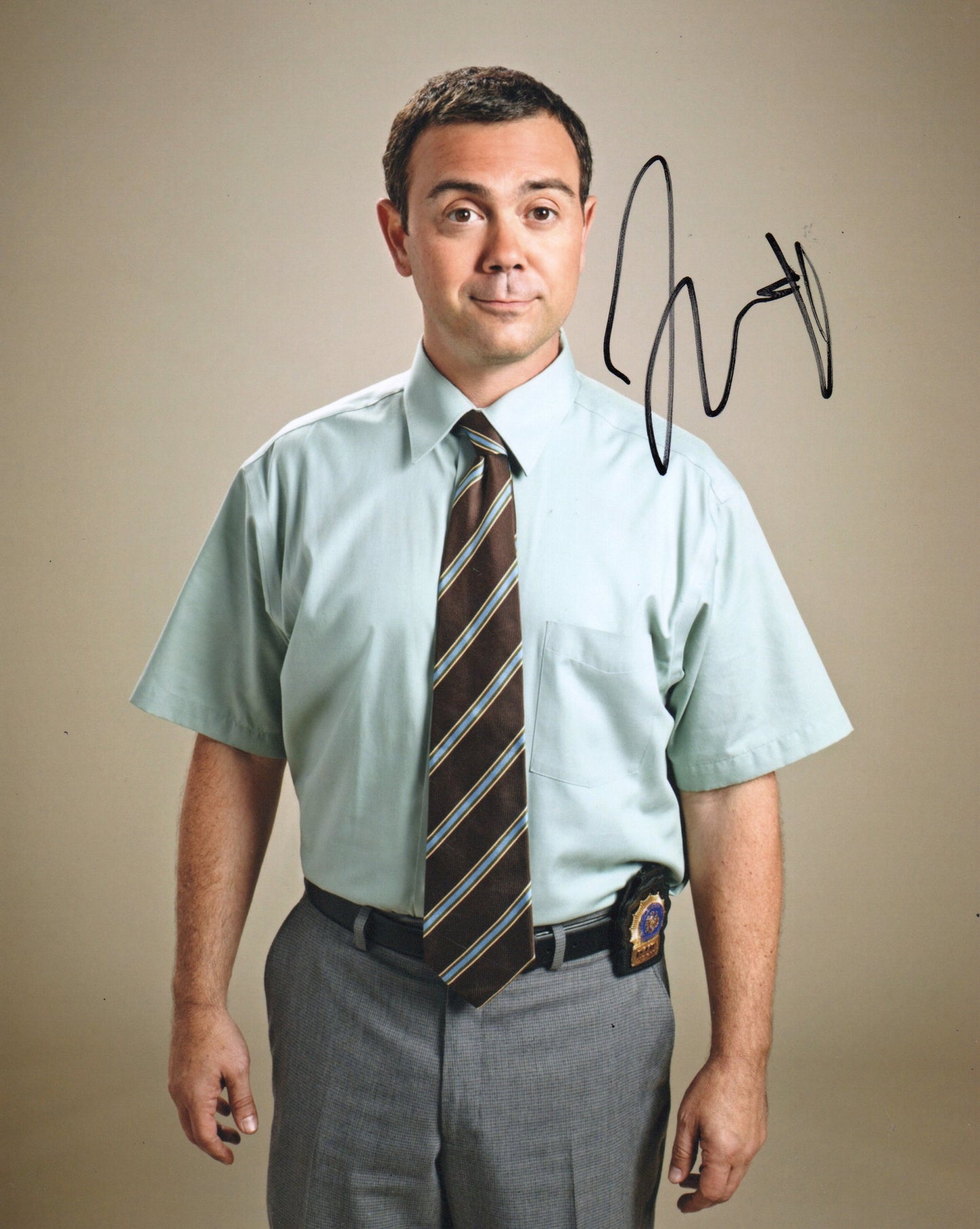 JOE LO TRUGLIO SIGNED BROOKLYN NINE-NINE 8X10 PHOTO (7)