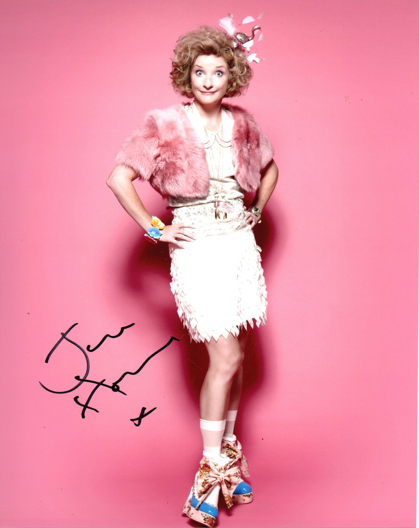 JANE HORROCKS SIGNED 10X8 PHOTO (2)
