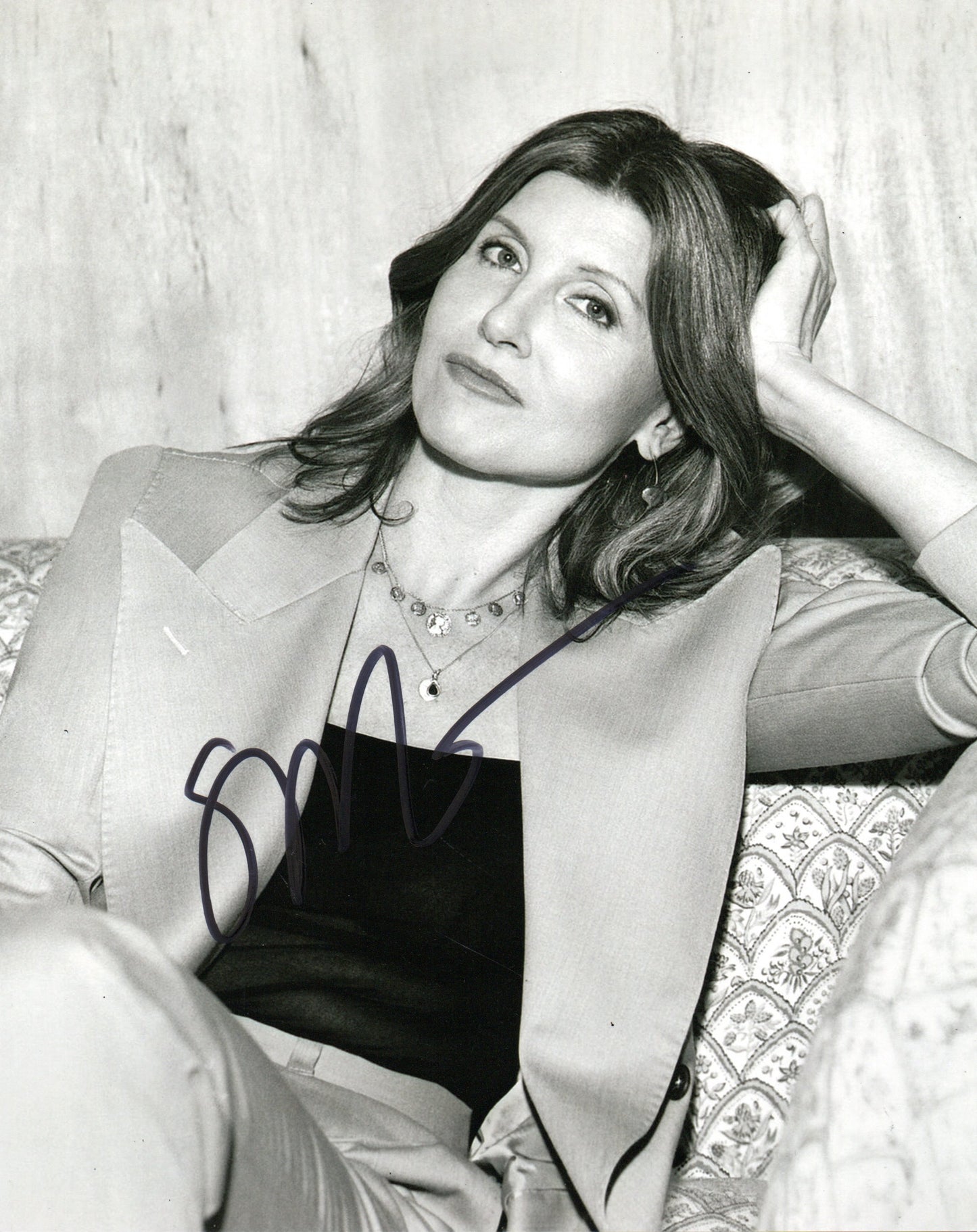 SHARON HORGAN SIGNED 10X8 PHOTO (1)
