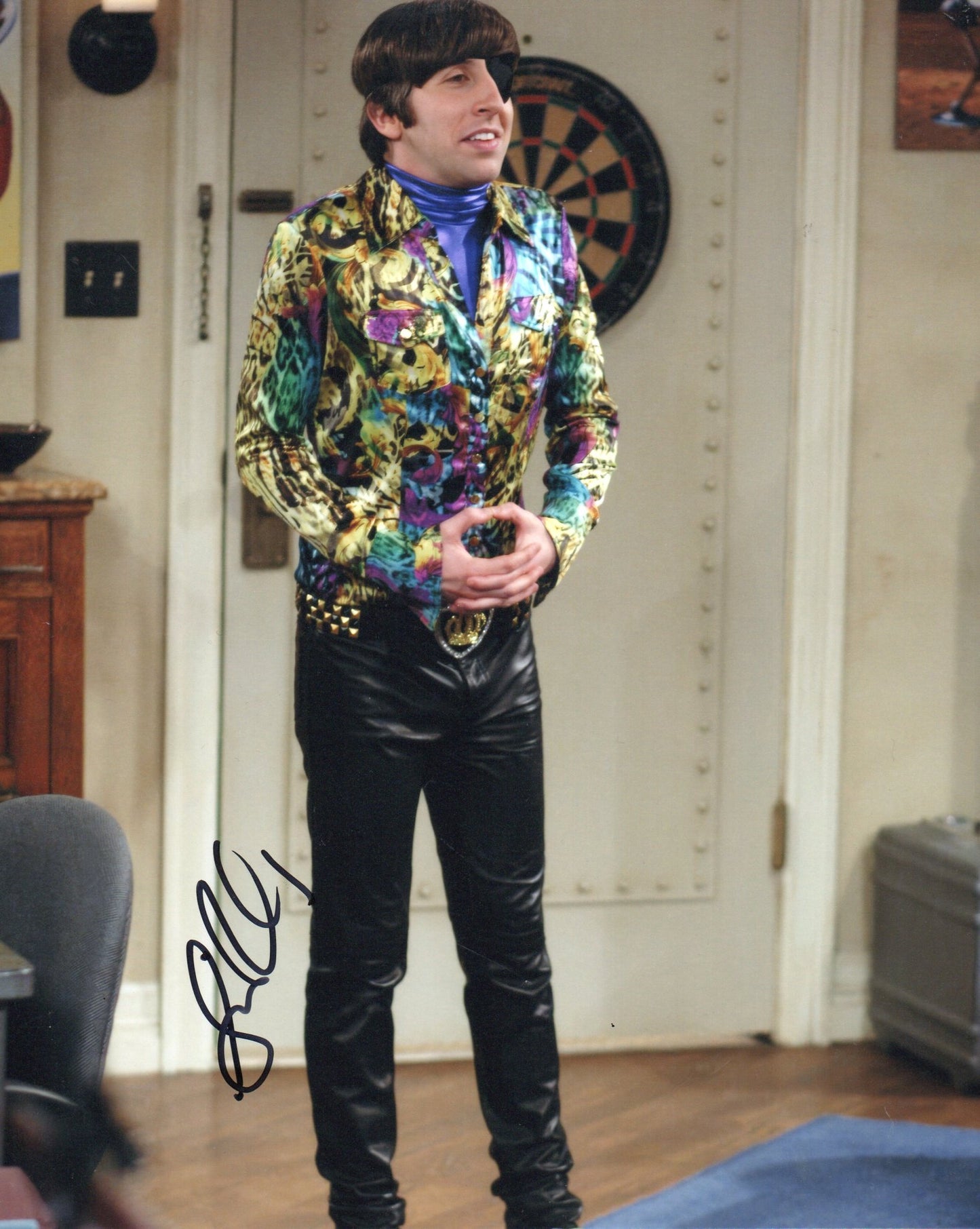 SIMON HELBERG SIGNED BIG BANG THEORY 8X10 PHOTO (1)