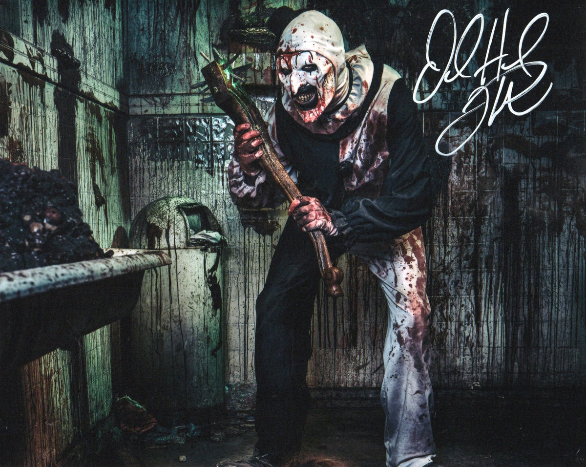 DAVID HOWARD THORNTON SIGNED TERRIFIER 8X10 PHOTO (35)