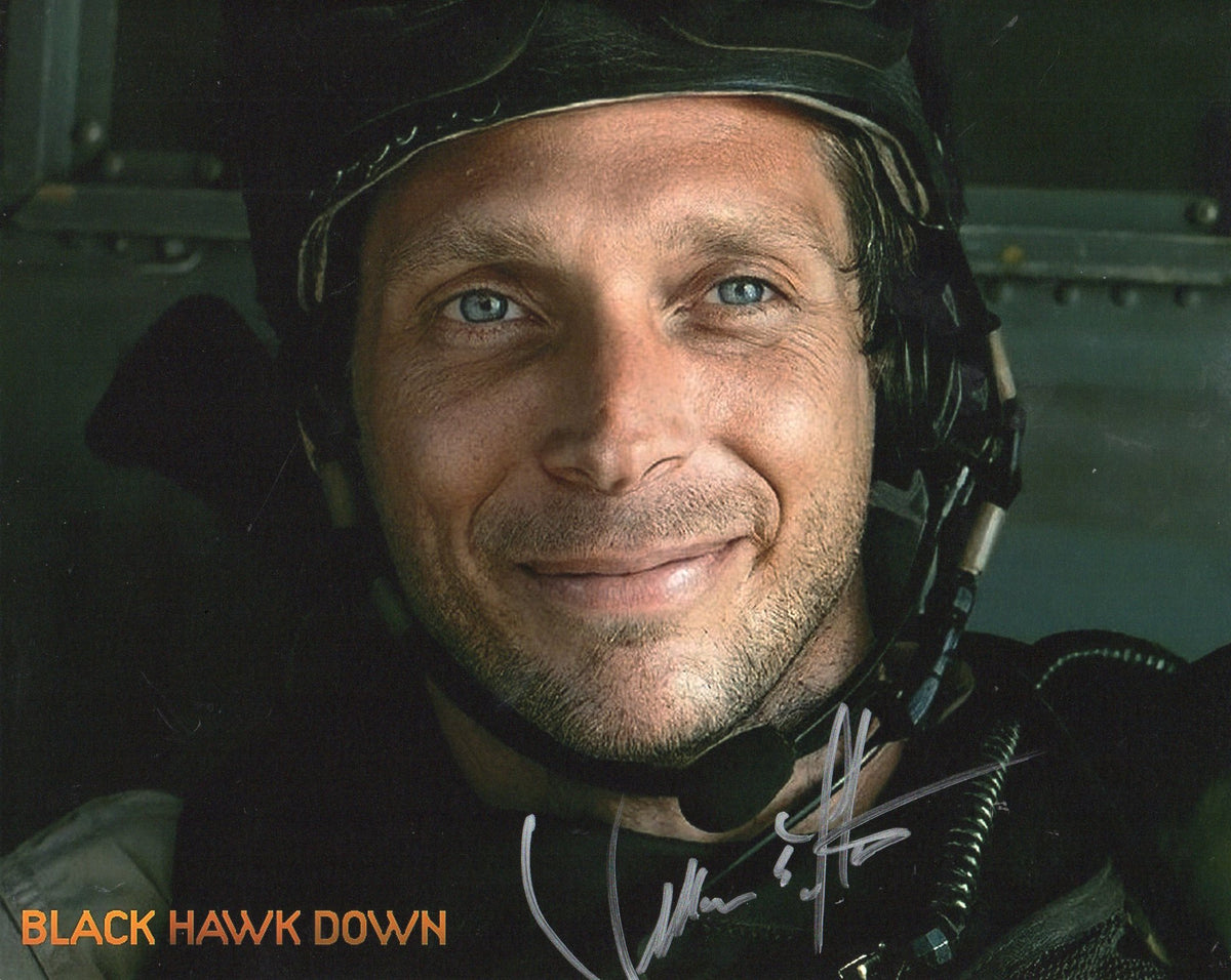 WILLIAM FICHTNER SIGNED BLACK HAWK DOWN 8X10 PHOTO