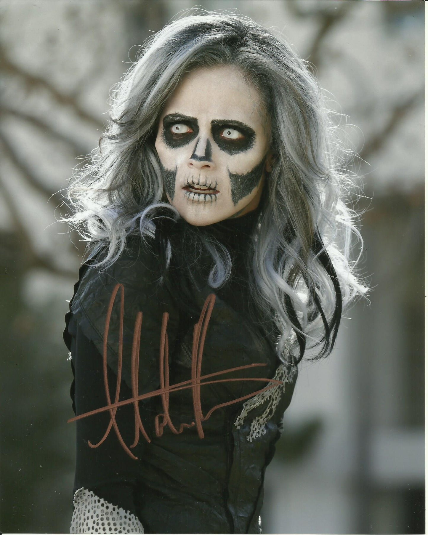 ITALIA RICCI SIGNED SUPERGIRL 10X8 PHOTO