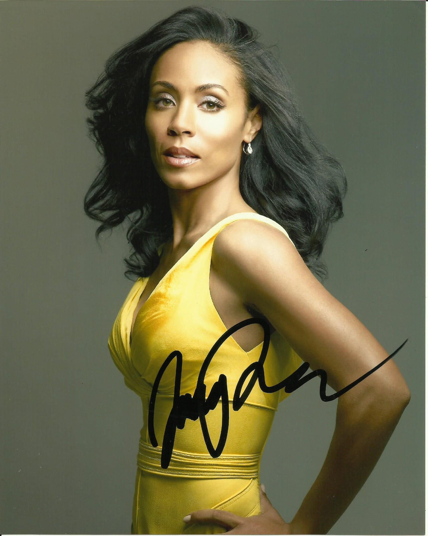 JADA PINKETT SMITH SIGNED SEXY 10X8 PHOTO (3)