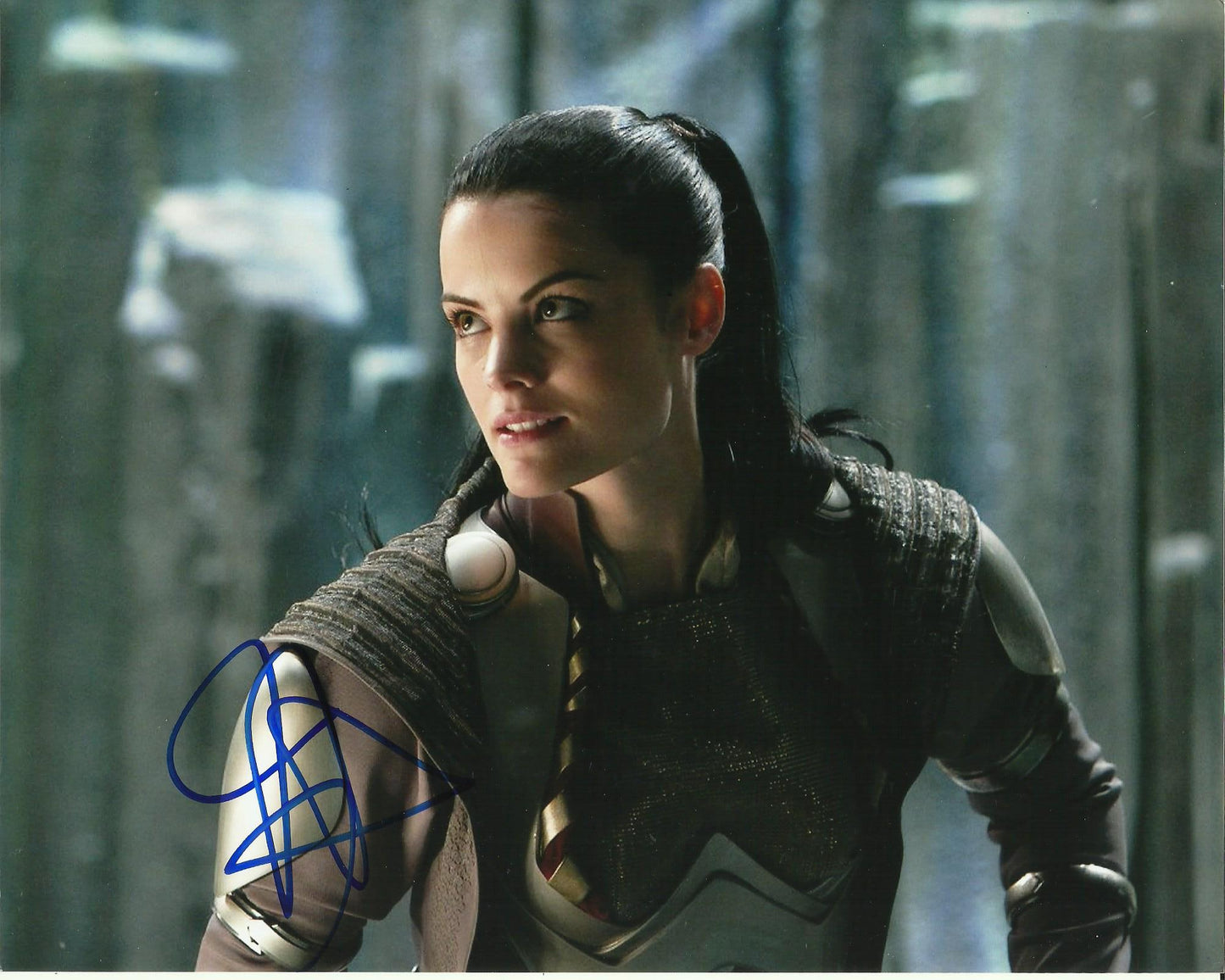 JAIMIE ALEXANDER SIGNED SEXY THOR 10X8 PHOTO (3)