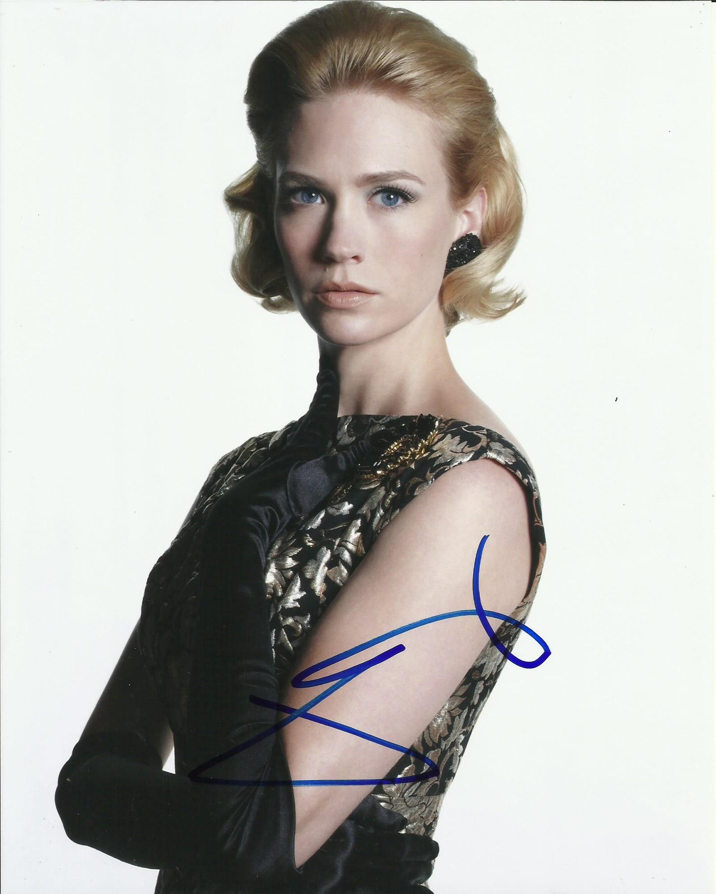 JANUARY JONES SIGNED SEXY MAD MEN 10X8 PHOTO (1)