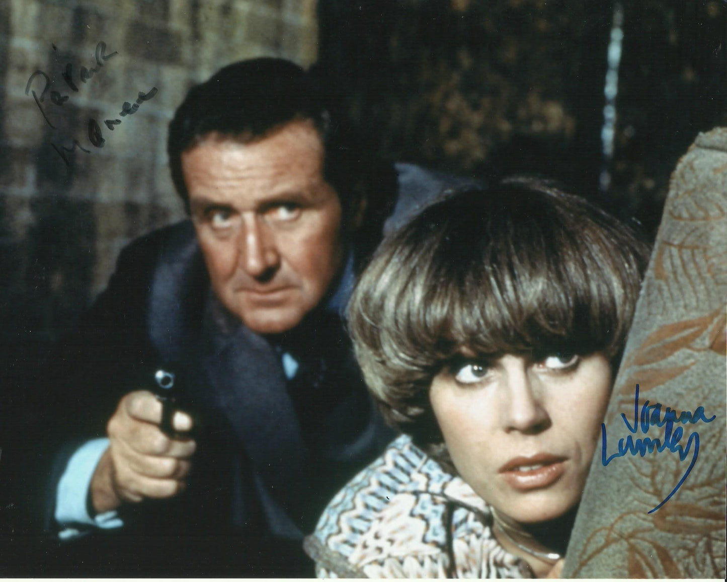 JOANNA LUMLEY SIGNED SEXY THE NEW AVENGERS 10X8 PHOTO (8)