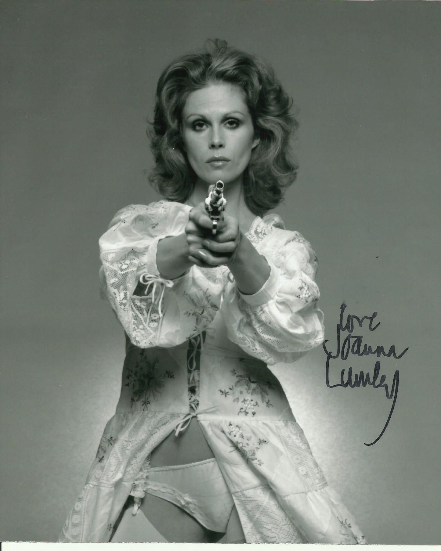 JOANNA LUMLEY SIGNED SEXY THE NEW AVENGERS 10X8 PHOTO (5)