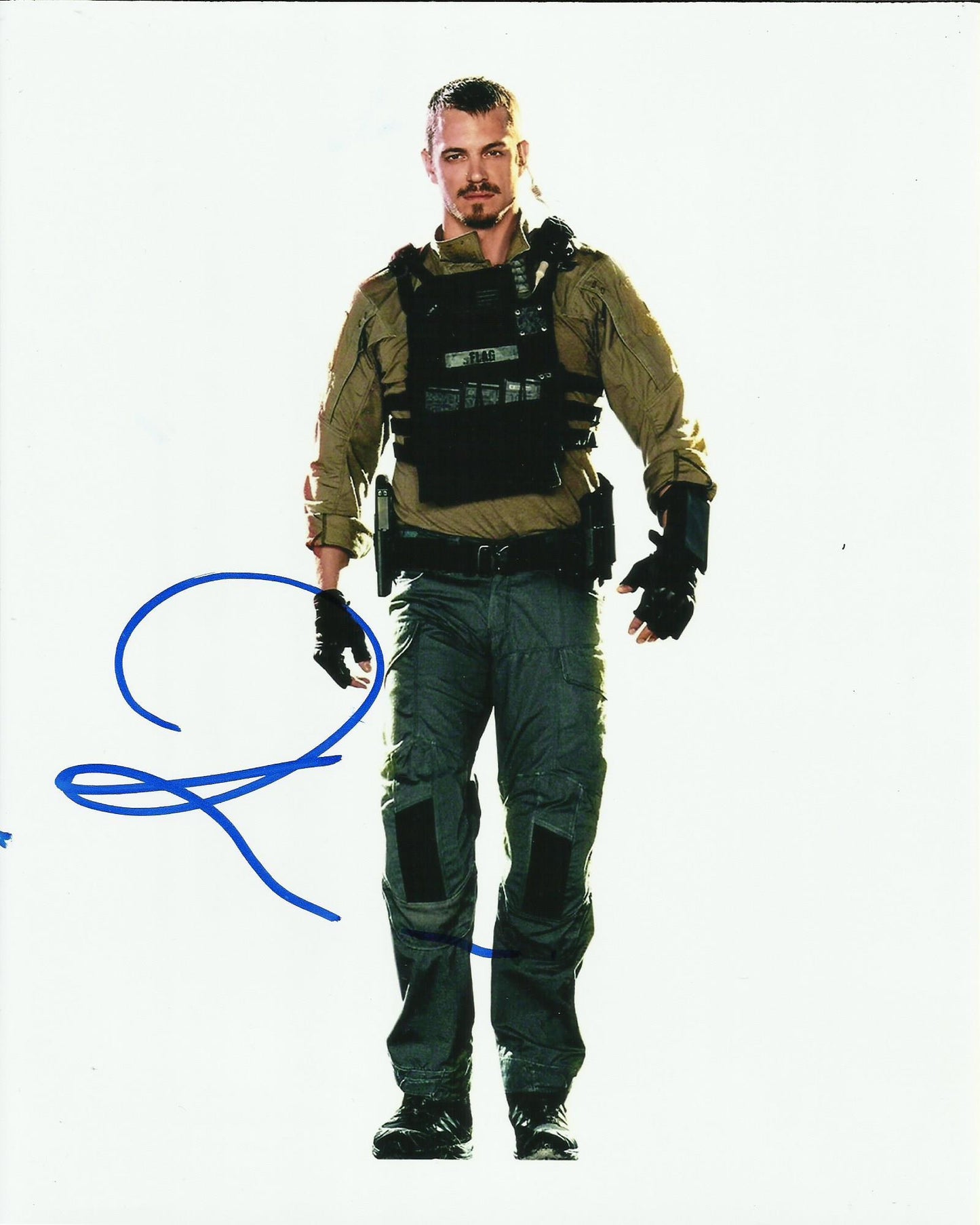 JOEL KINNAMAN SIGNED SUICIDE SQUAD 8X10 PHOTO (4)