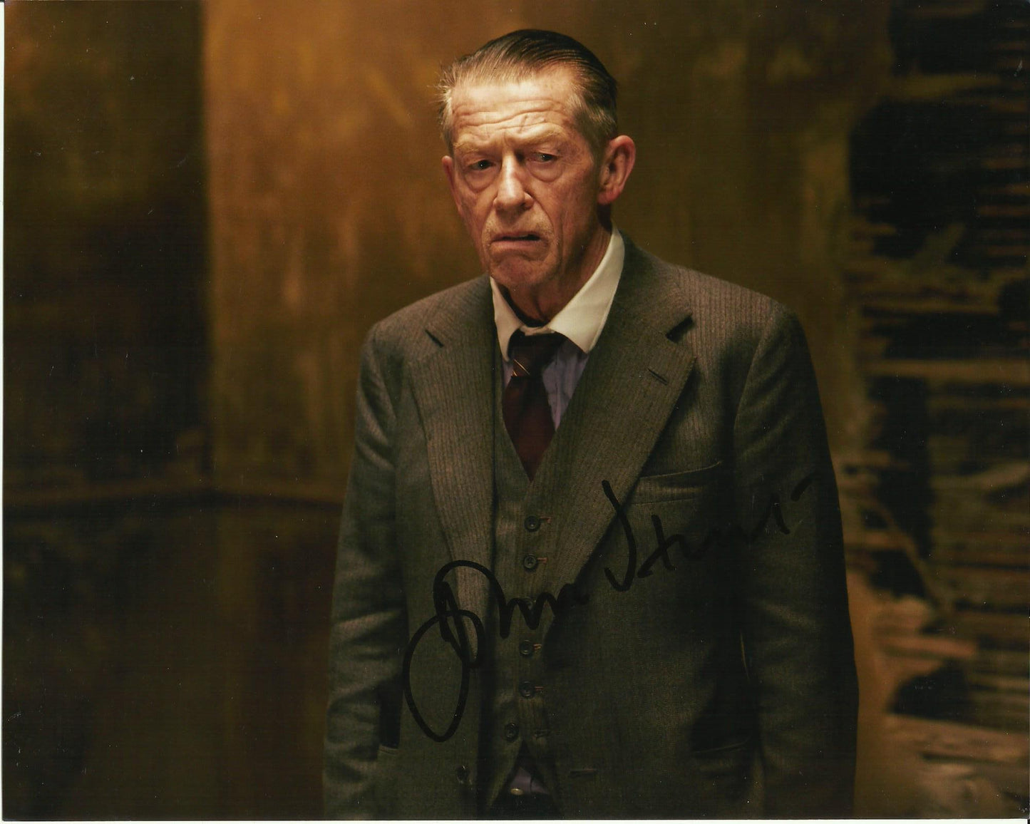 JOHN HURT SIGNED 44 CHEST 8X10 PHOTO
