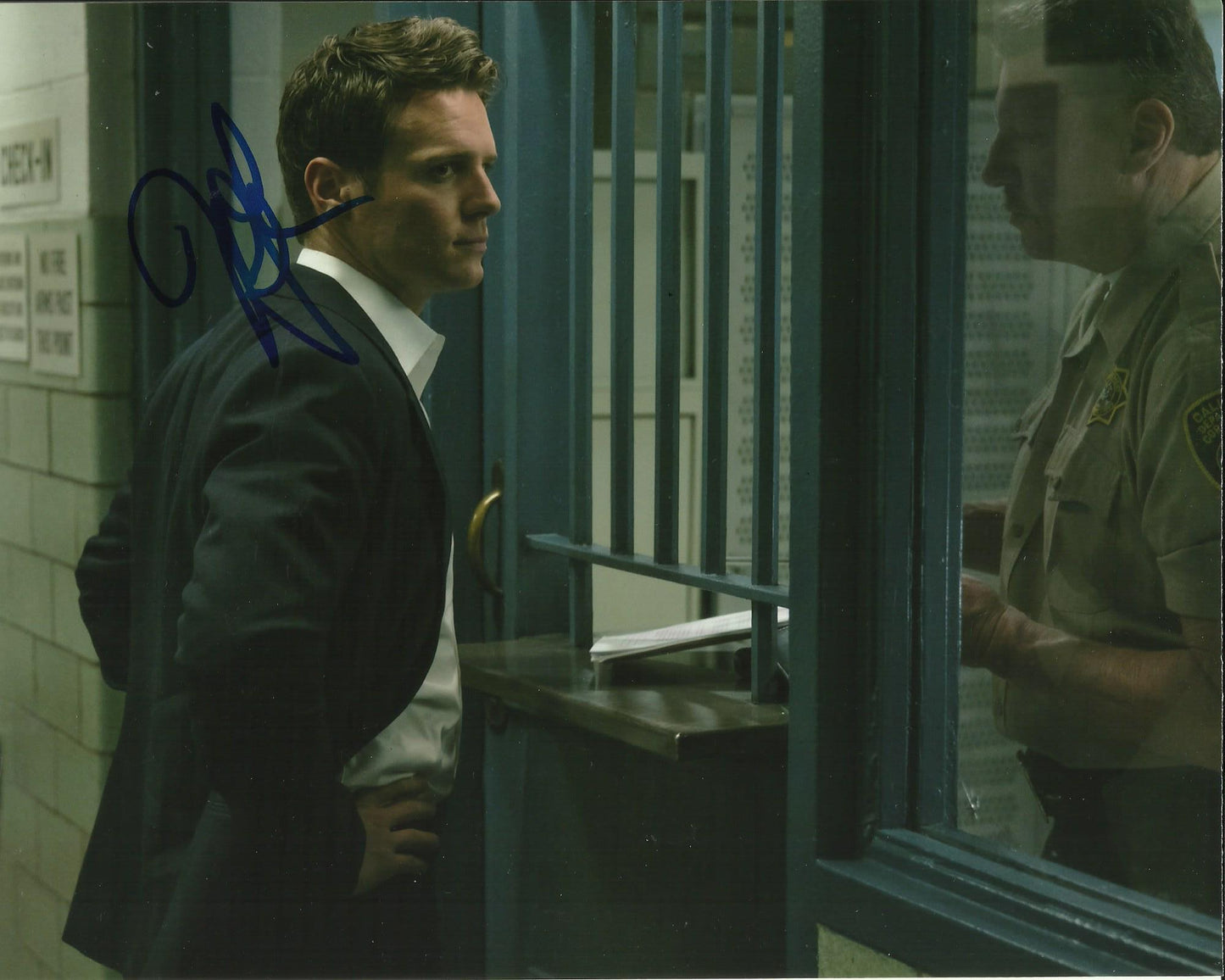 JONATHAN GROFF SIGNED MINDHUNTER 8X10 PHOTO UACC REG 242