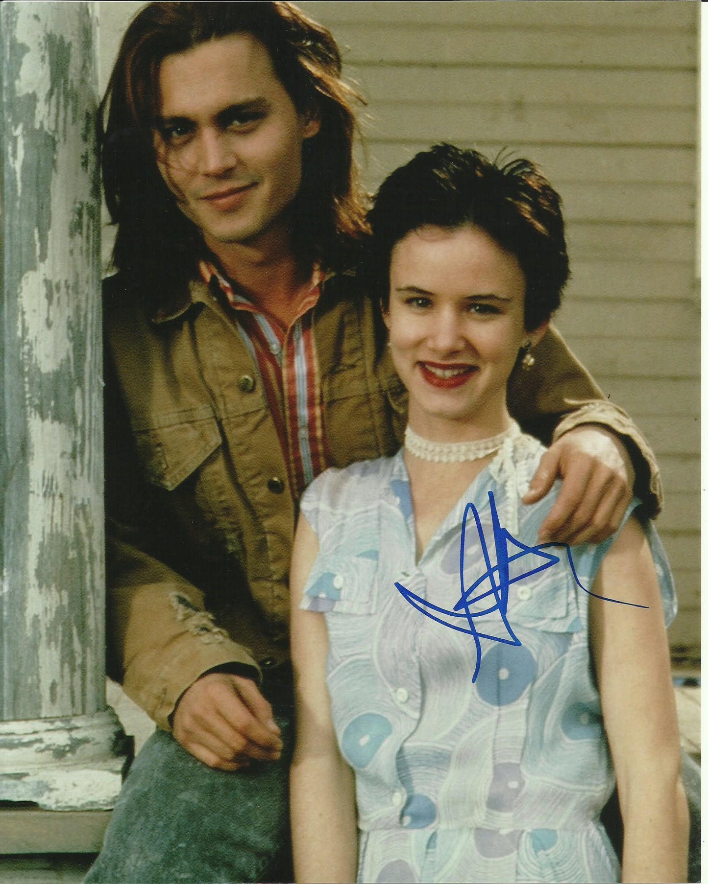 JULIETTE LEWIS SIGNED WHATS EATING GILBERT GRAPE 10X8 PHOTO (1)