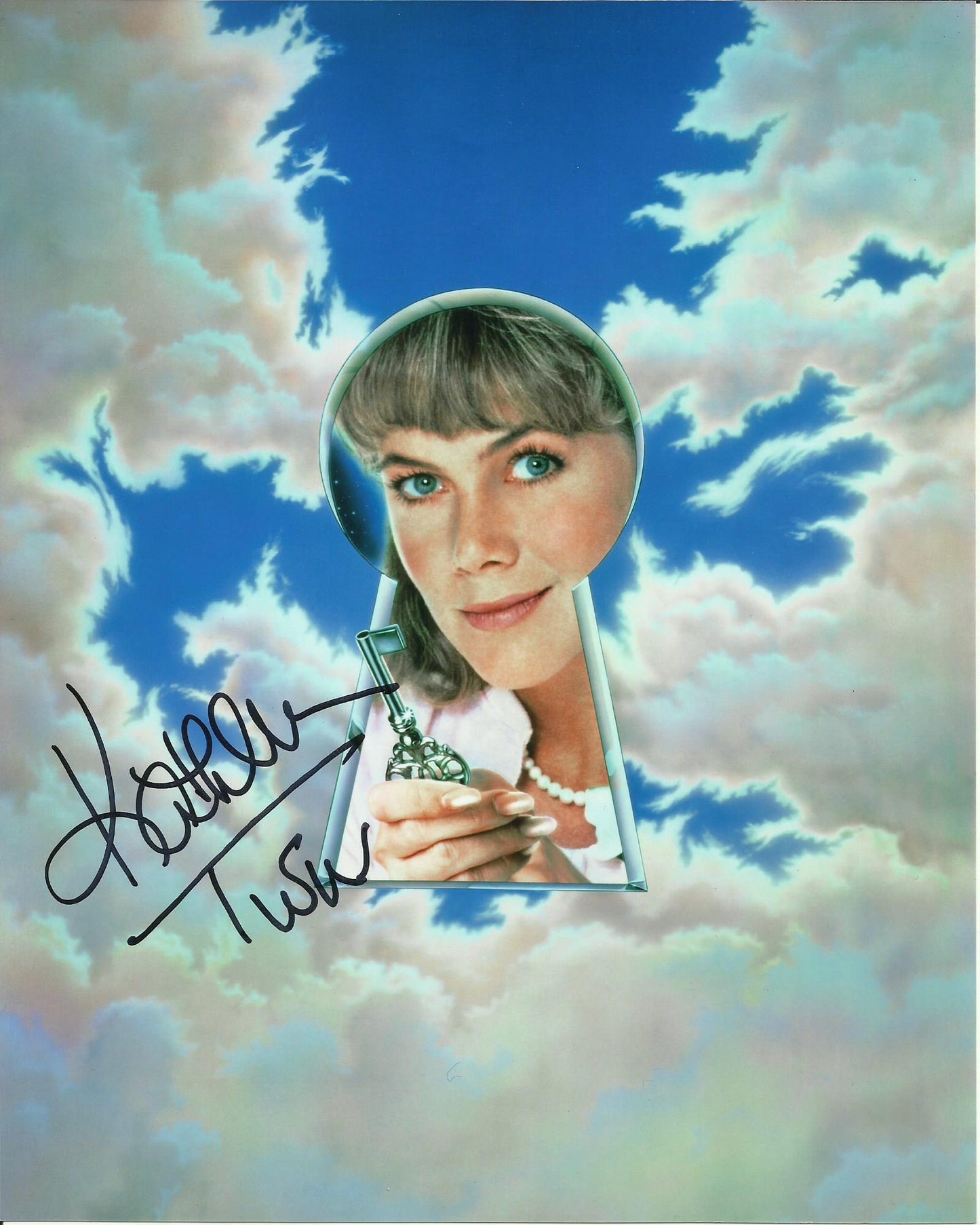 KATHLEEN TURNER SIGNED SERIAL MOM 10X8 PHOTO