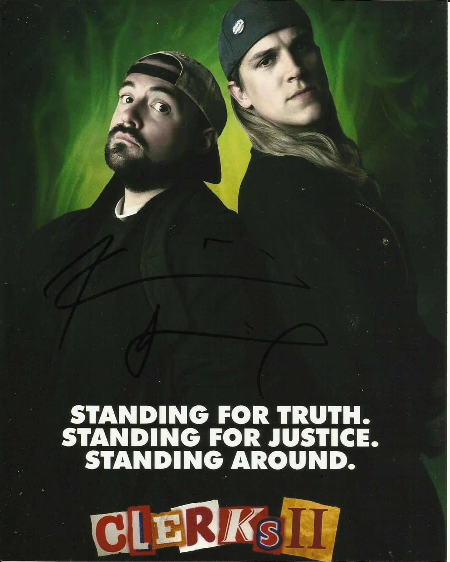 KEVIN SMITH SIGNED CLERKS 8X10 PHOTO (1)