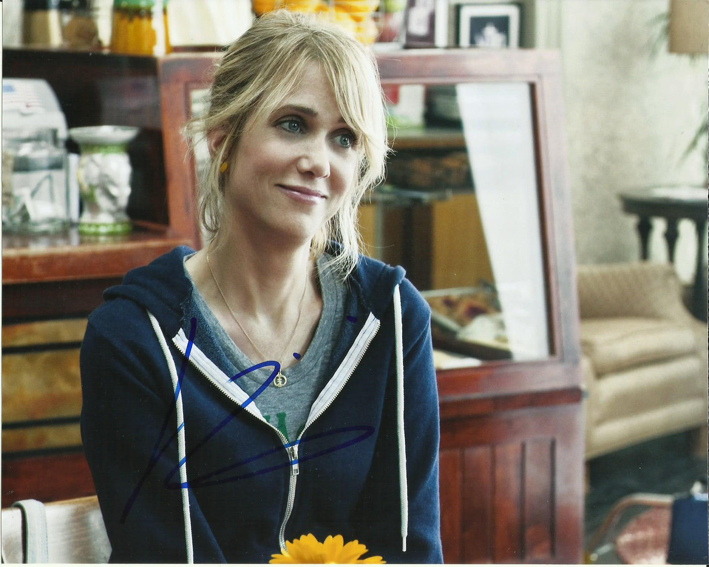 KRISTEN WIIG SIGNED SEXY 10X8 PHOTO (4)