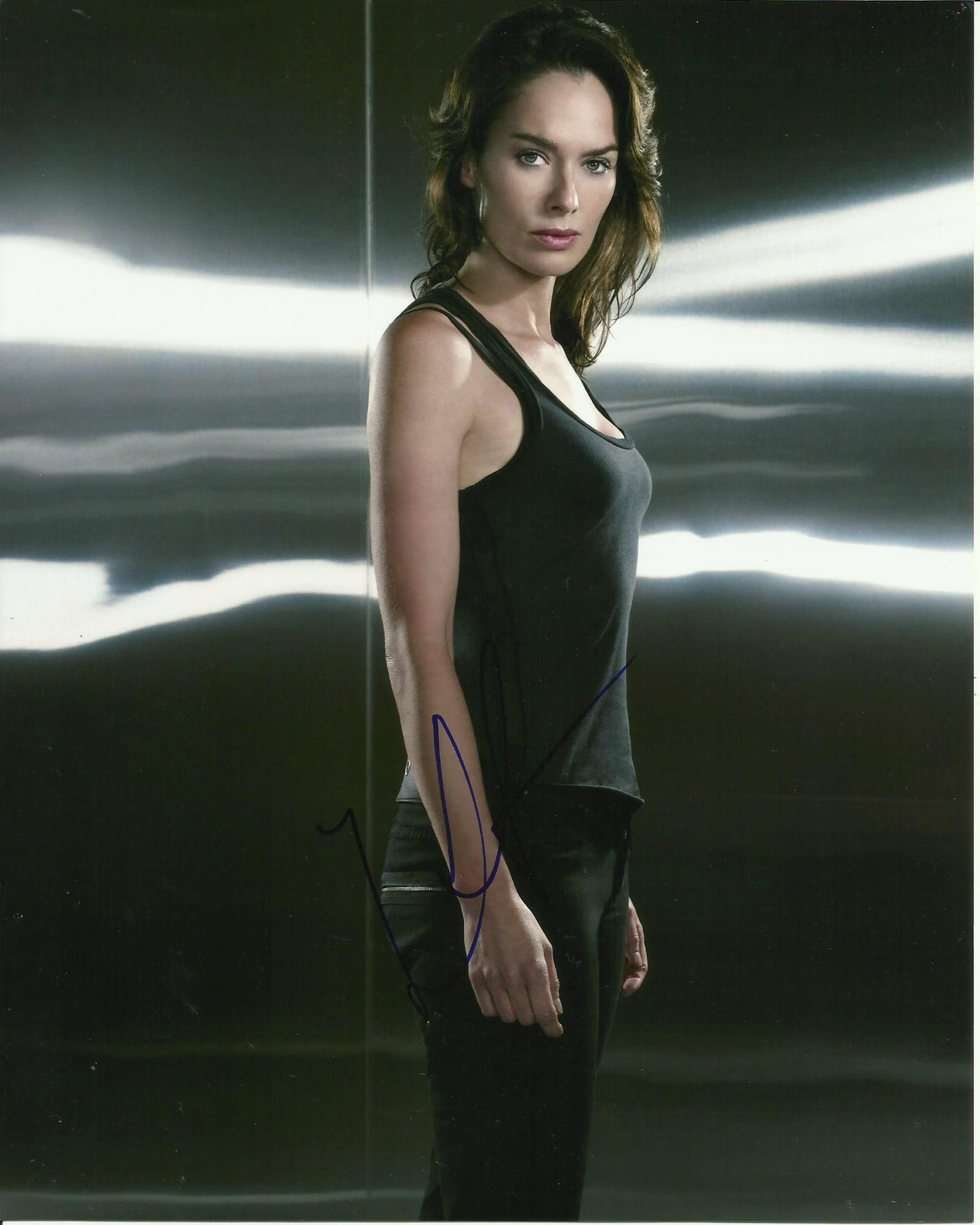 LENA HEADEY SIGNED TERMINATOR: SARAH CONNOR CHRONICLES 10X8 PHOTO (3)